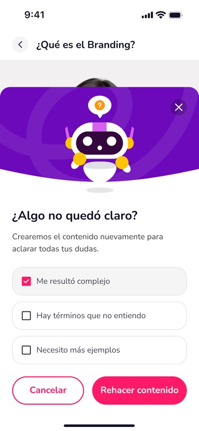 Pantalla de la app mostrando una lección de embudos de conversión personalizada por IA